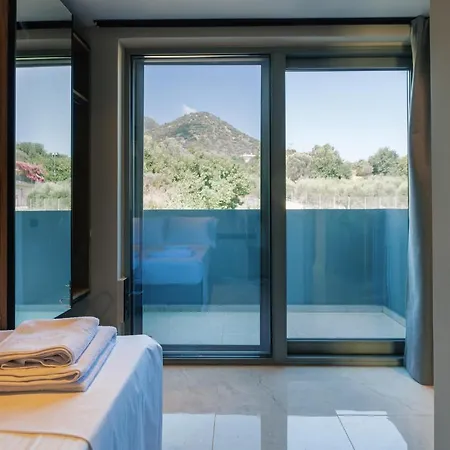 Villa Isla & Bali (Crete)