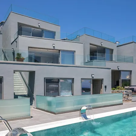 Villa Isla & Bali (Crete)