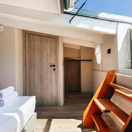 Isla & Villa Bali (Crete)